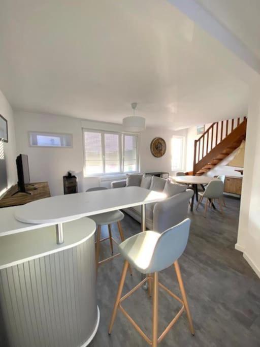 Апартаменты La Capitainerie Beau Duplex Face Port De Plaisance Этапль Экстерьер фото